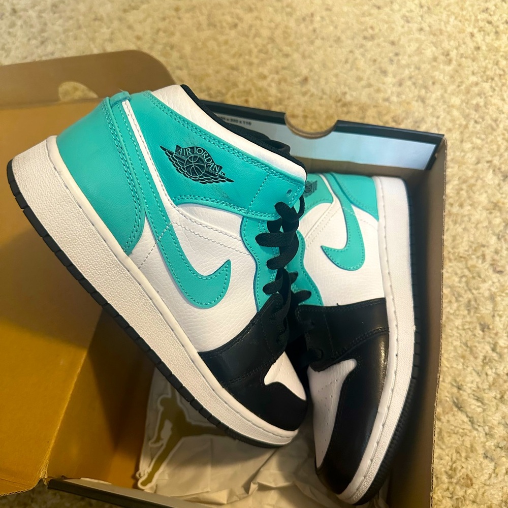 Tiffany blue and black Jordans 6Y